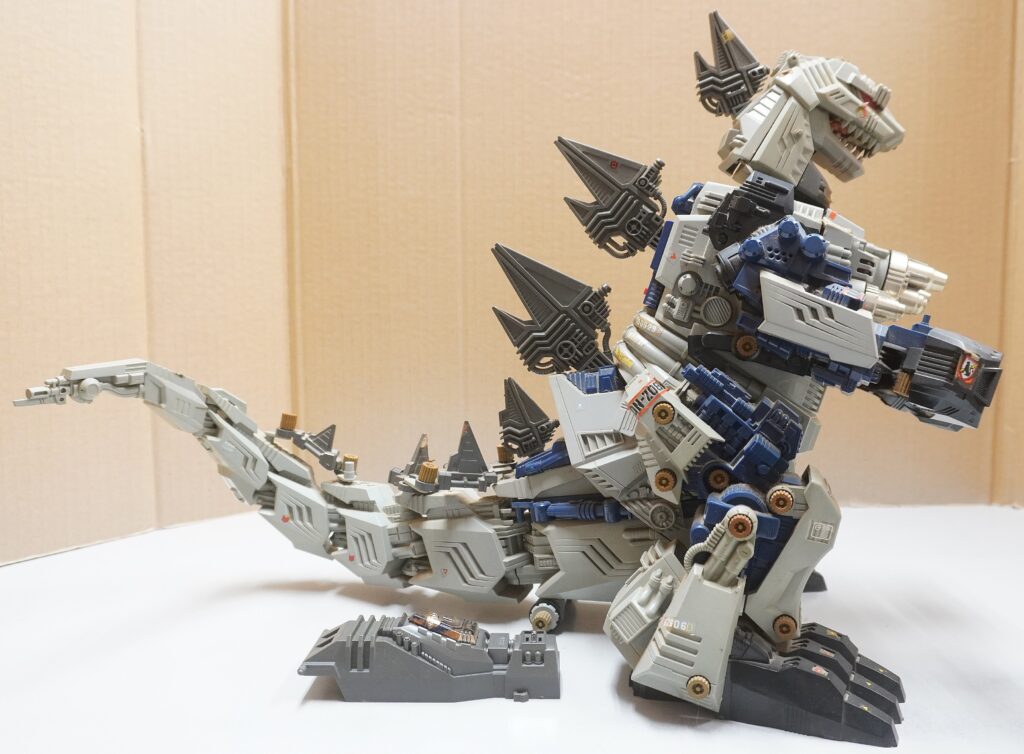 メカ生体ゾイド「キングゴジュラス」